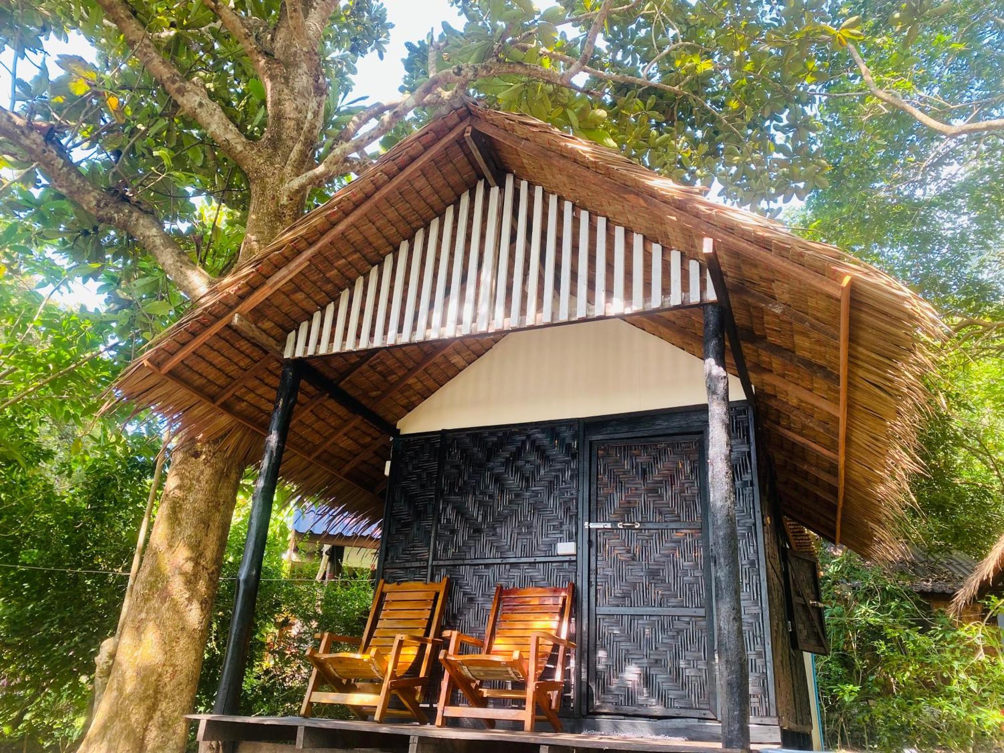 Banana Resort Koh Phayam Exterior foto